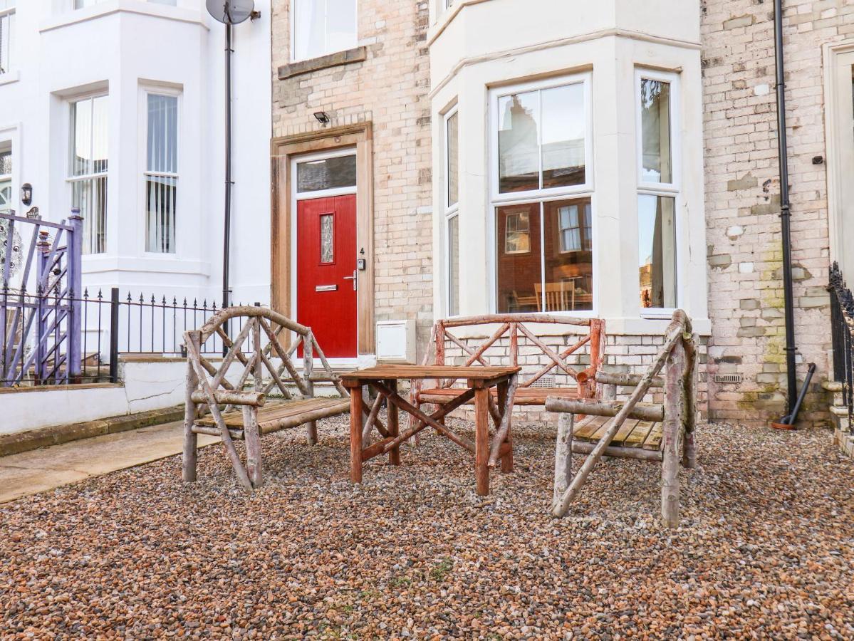 4 Normanby Terrace Villa Whitby Exterior photo