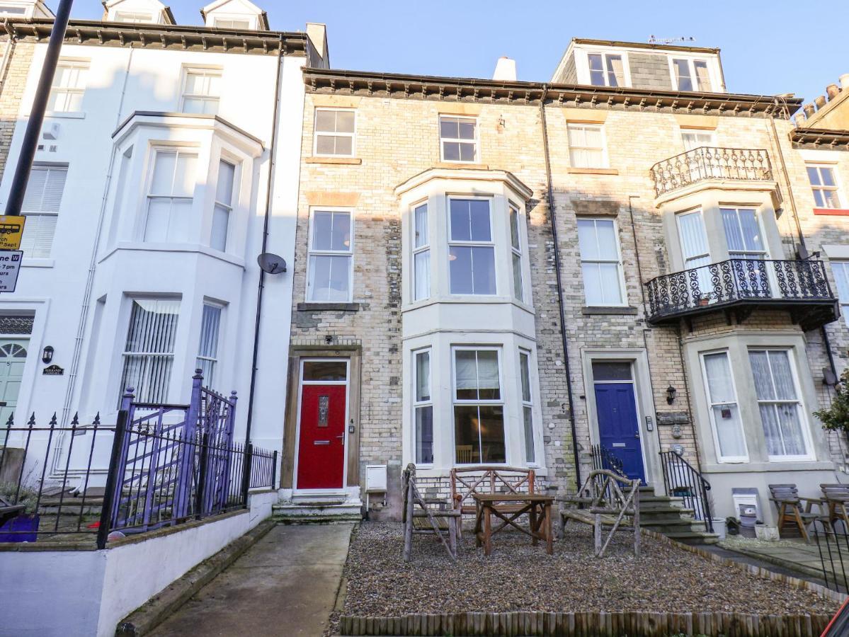 4 Normanby Terrace Villa Whitby Exterior photo